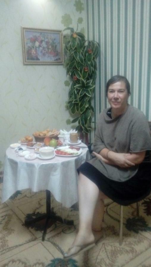 Family Guest House - Friends-J 누쿠스 외부 사진